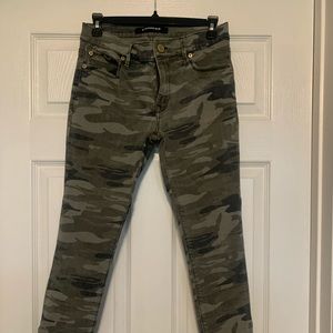 Camo pants
